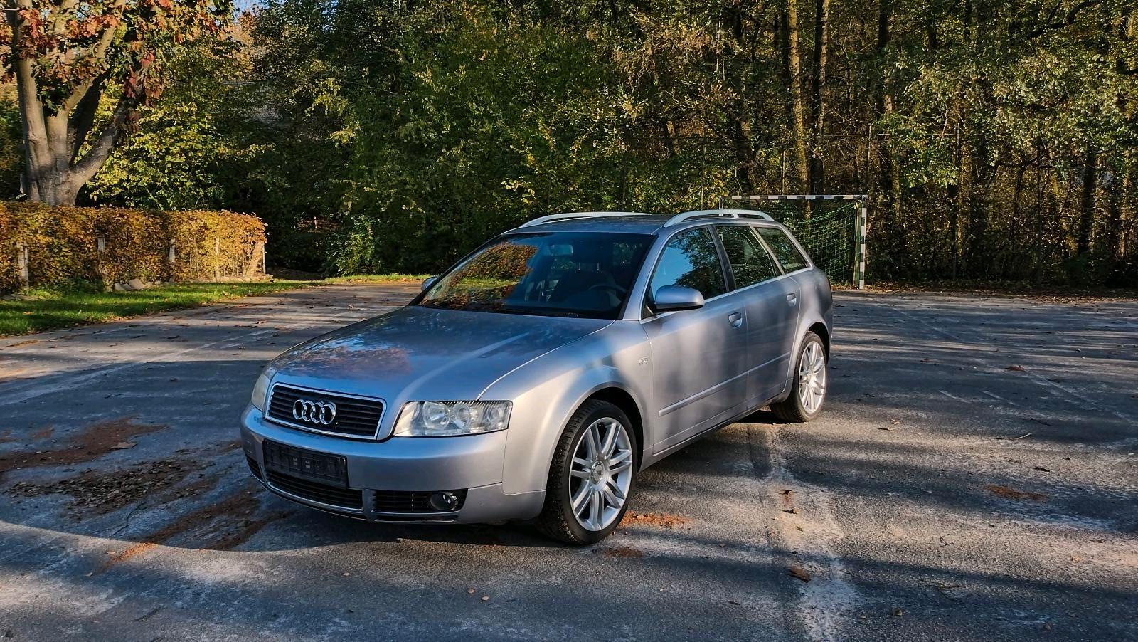 Audi A4 2004 — rear view
