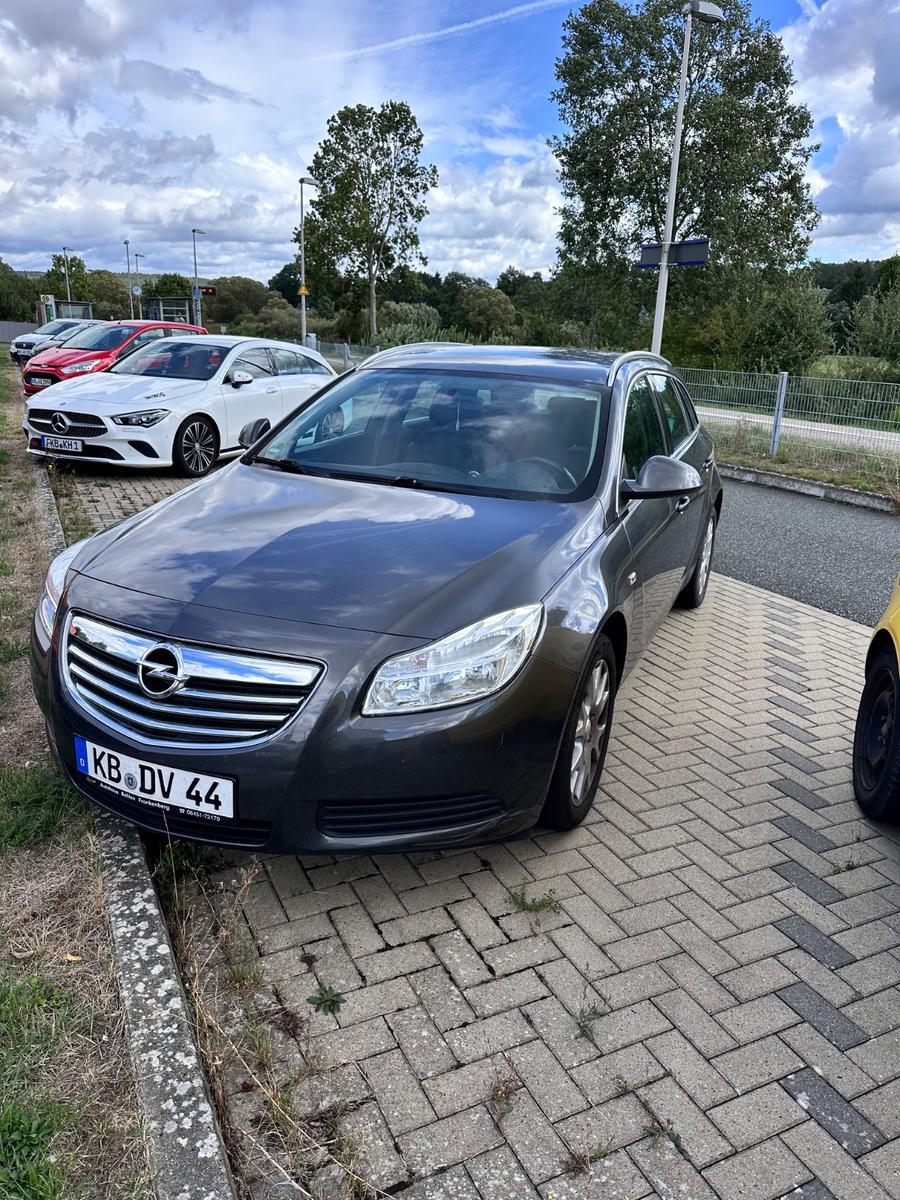 Opel Insignia Sports Tourer 2.0 Neu Tüv