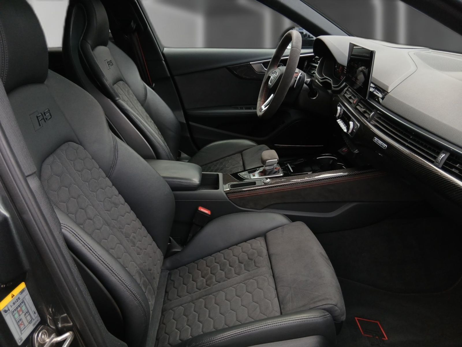 Audi RS4 - Bild 11
