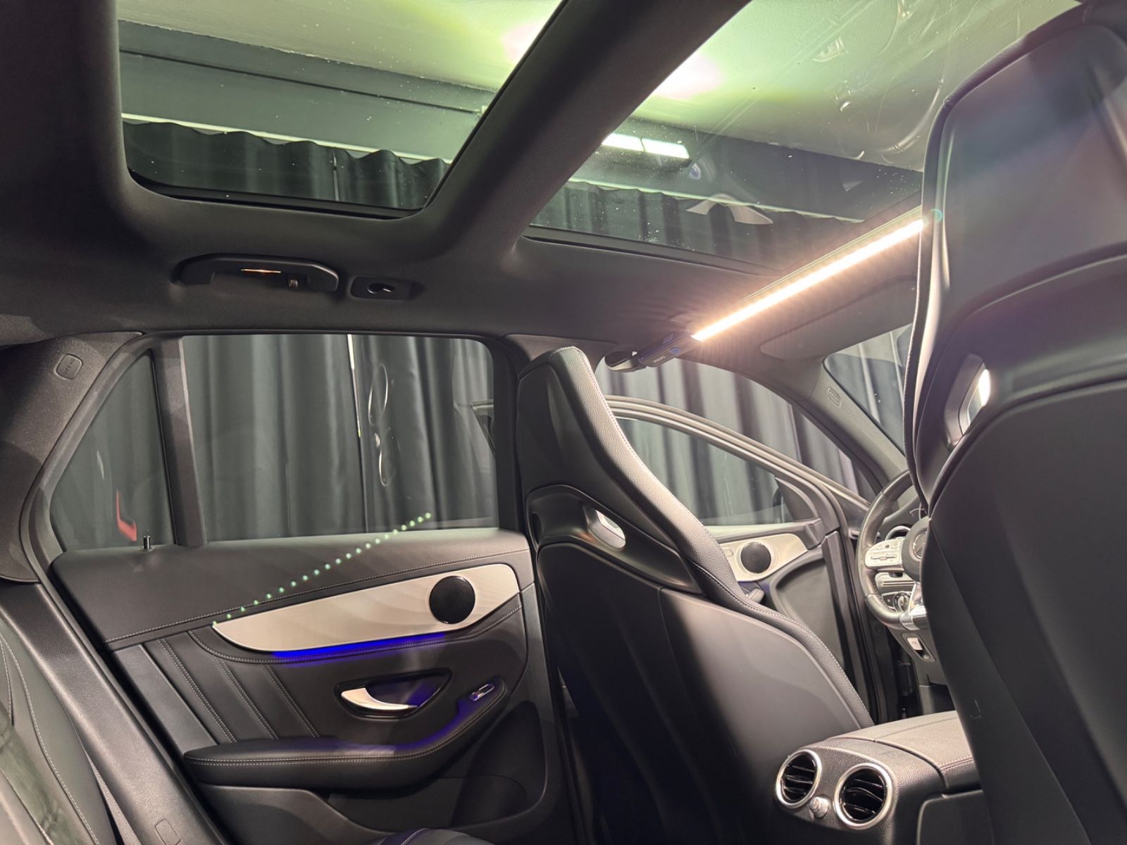 Fahrzeugabbildung Mercedes-Benz GLC 63 AMG 4Matic|PP-SITZE|PANO|AHK|360 KAMERA|