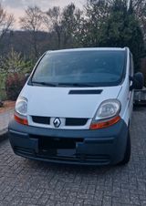 Renault,Auto,Transporter - Renault Trafic aus 2003