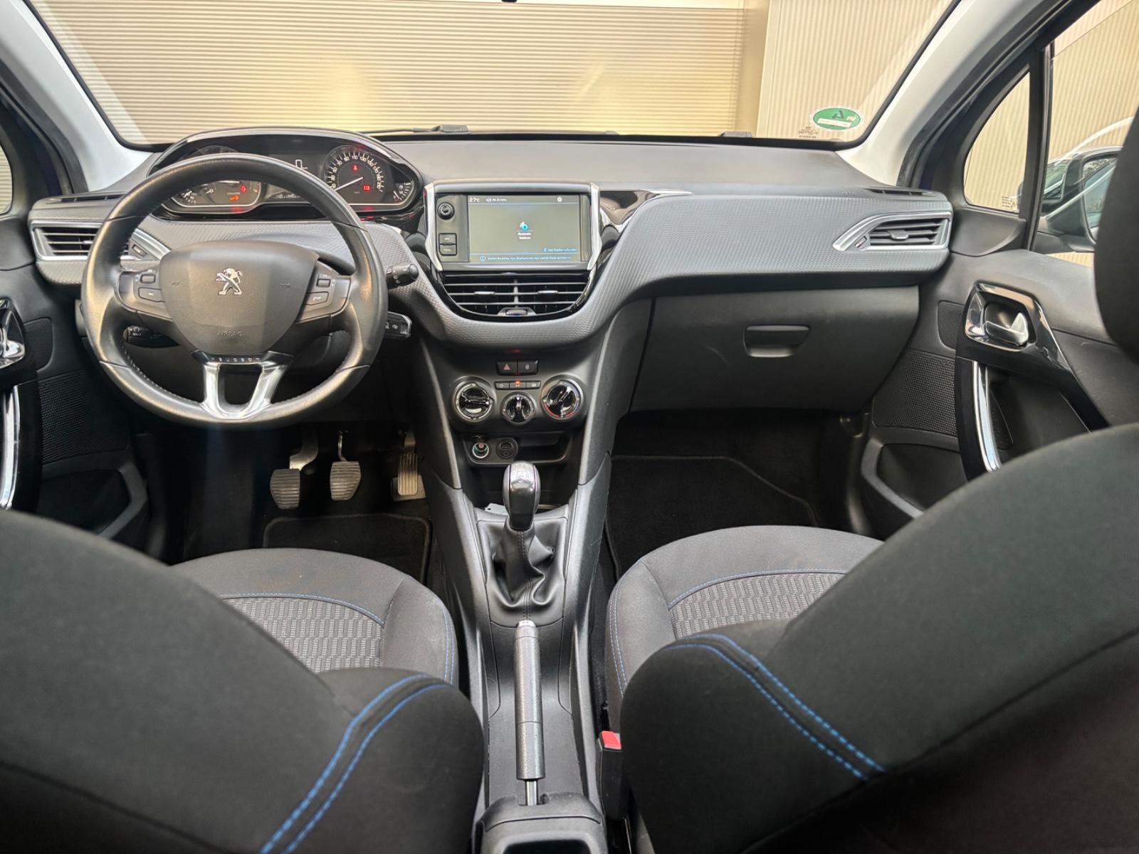 Peugeot 208 Style PANORAMADACH