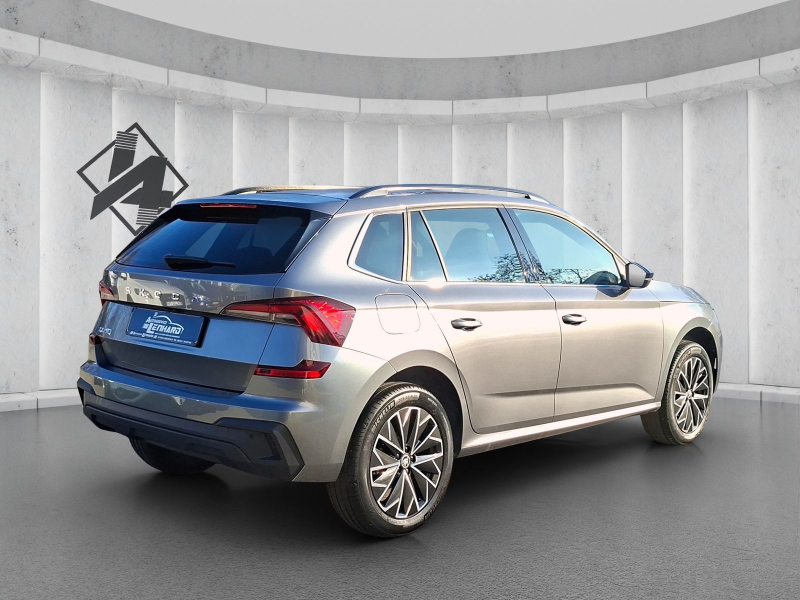 Fahrzeugabbildung SKODA Kamiq DSG*Pano*Vico*Kamera*PDC*Sportdesign*LED**