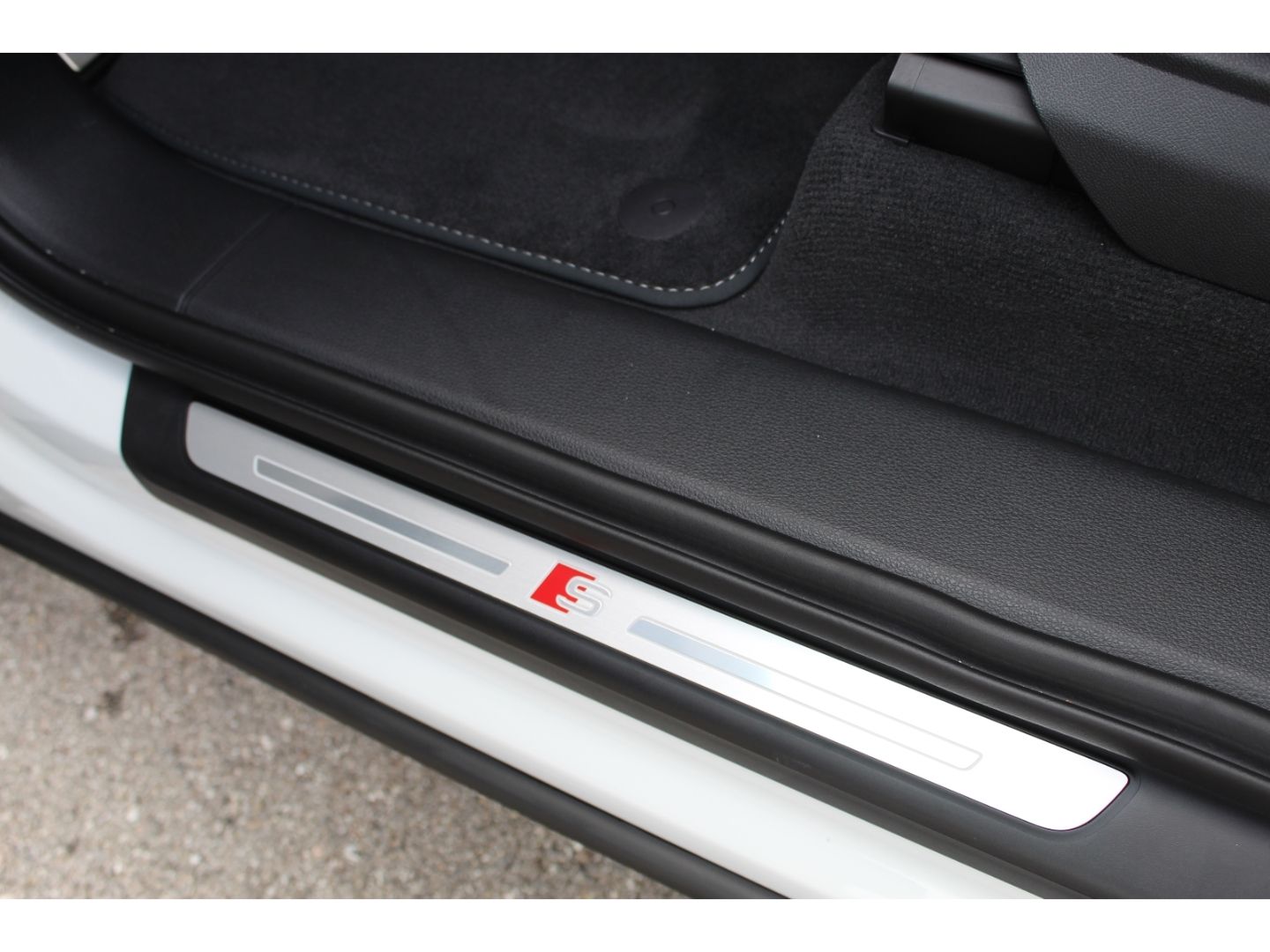 SQ7 4.0TFSI qu.Tiptr.- S-Sitze*Carbon*Pano*B&O!!