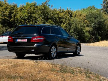 Mercedes E 250 - 5