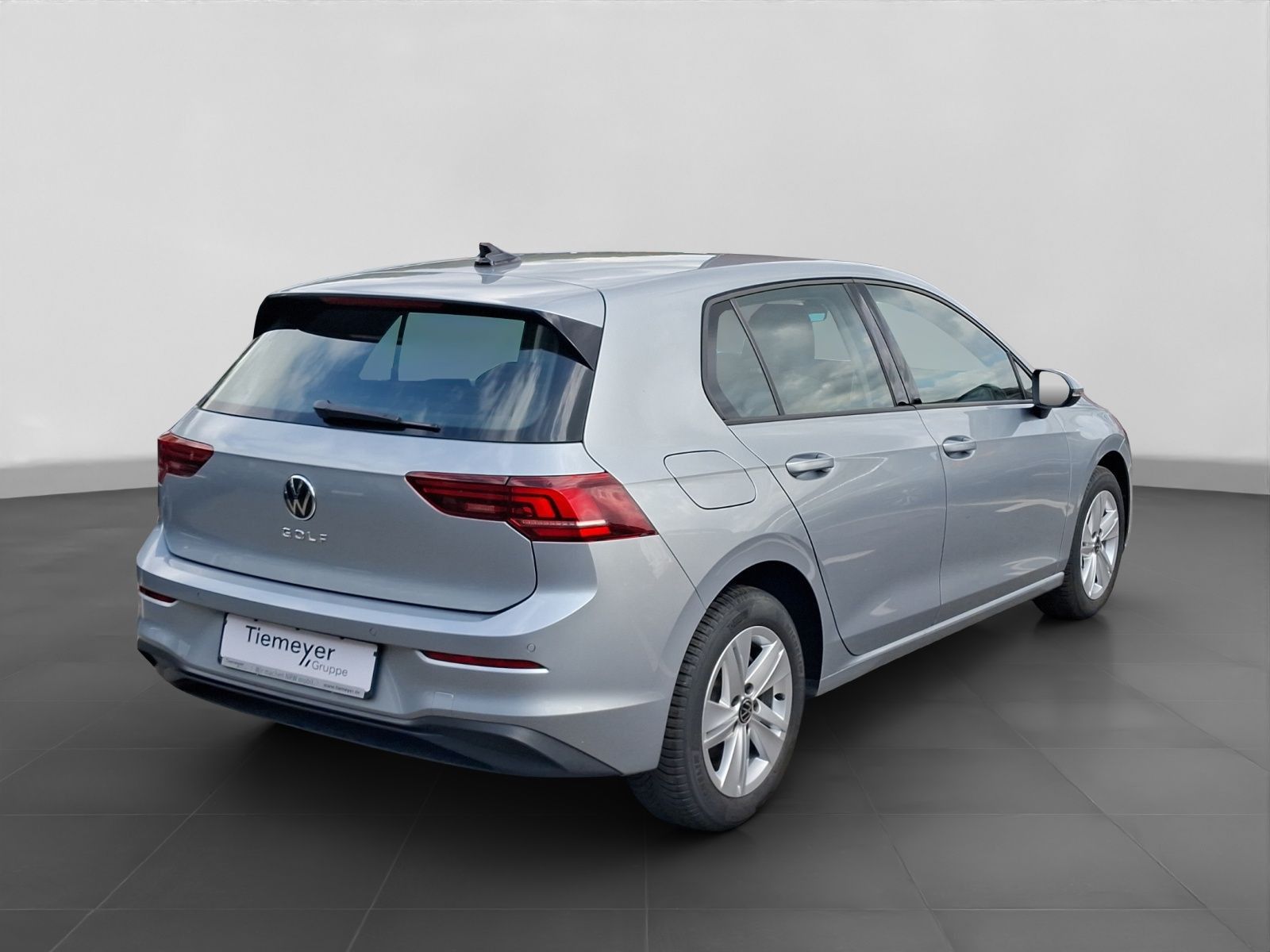 Volkswagen Golf 1.5 TSI LIFE NAVI AHK BUSINESS SITZHZG foto 3