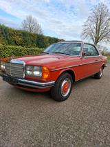 Mercedes-Benz mercedes 123 coupe - Mercedes-Benz Coupé aus dem Jahr 1982