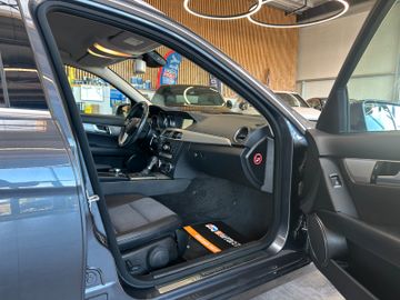 MYAUTOCENTER – Gebraucht- und Jahreswagen mit Werkstattservice in Pfaffenhofen Mercedes-Benz C 200 CGI BlueEfficiency *TÜV NEU*Avantgarde*