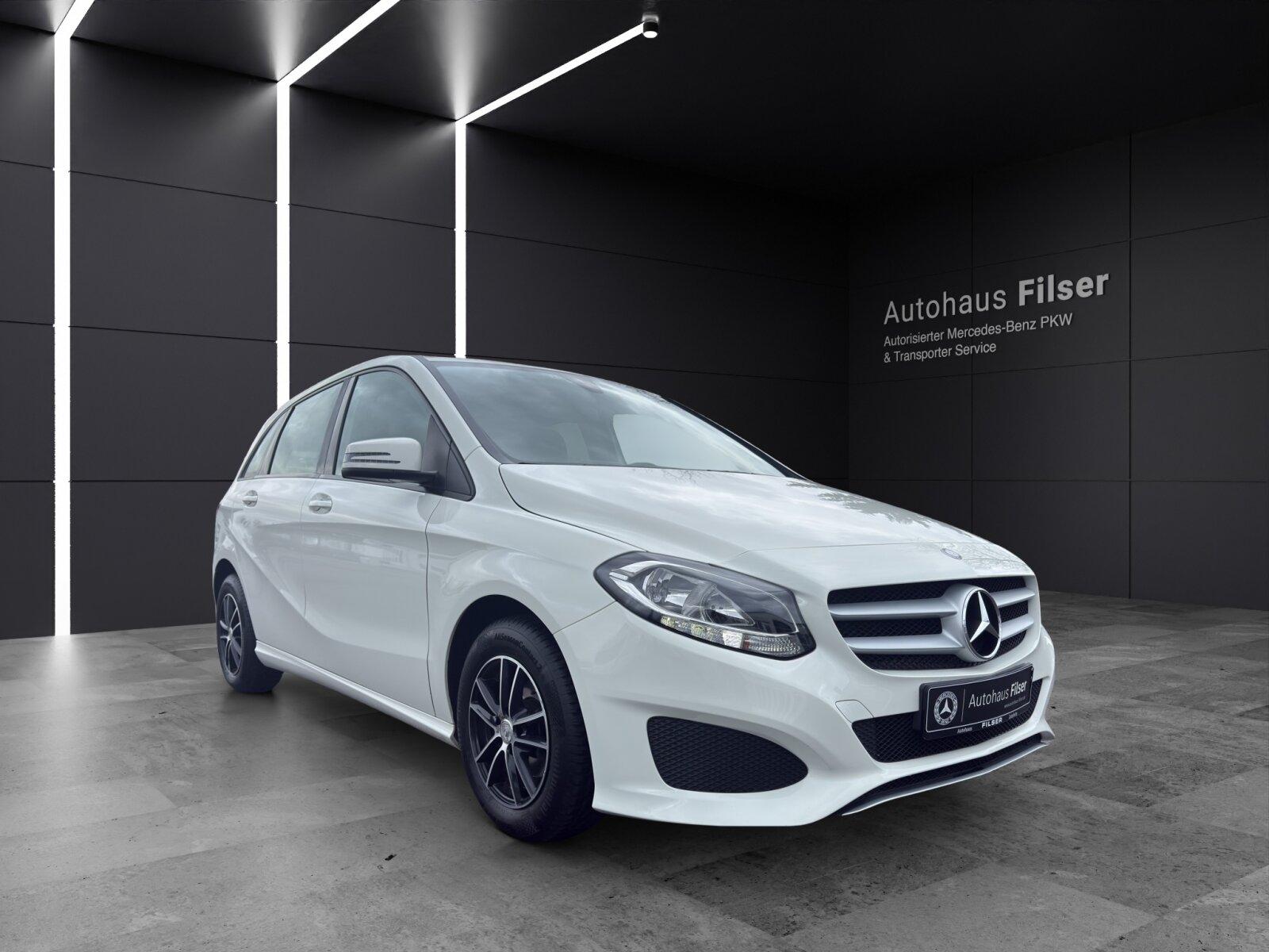 Mercedes-Benz B 180*Klima*Carplay* Rückfahrkamera*Allwetter*