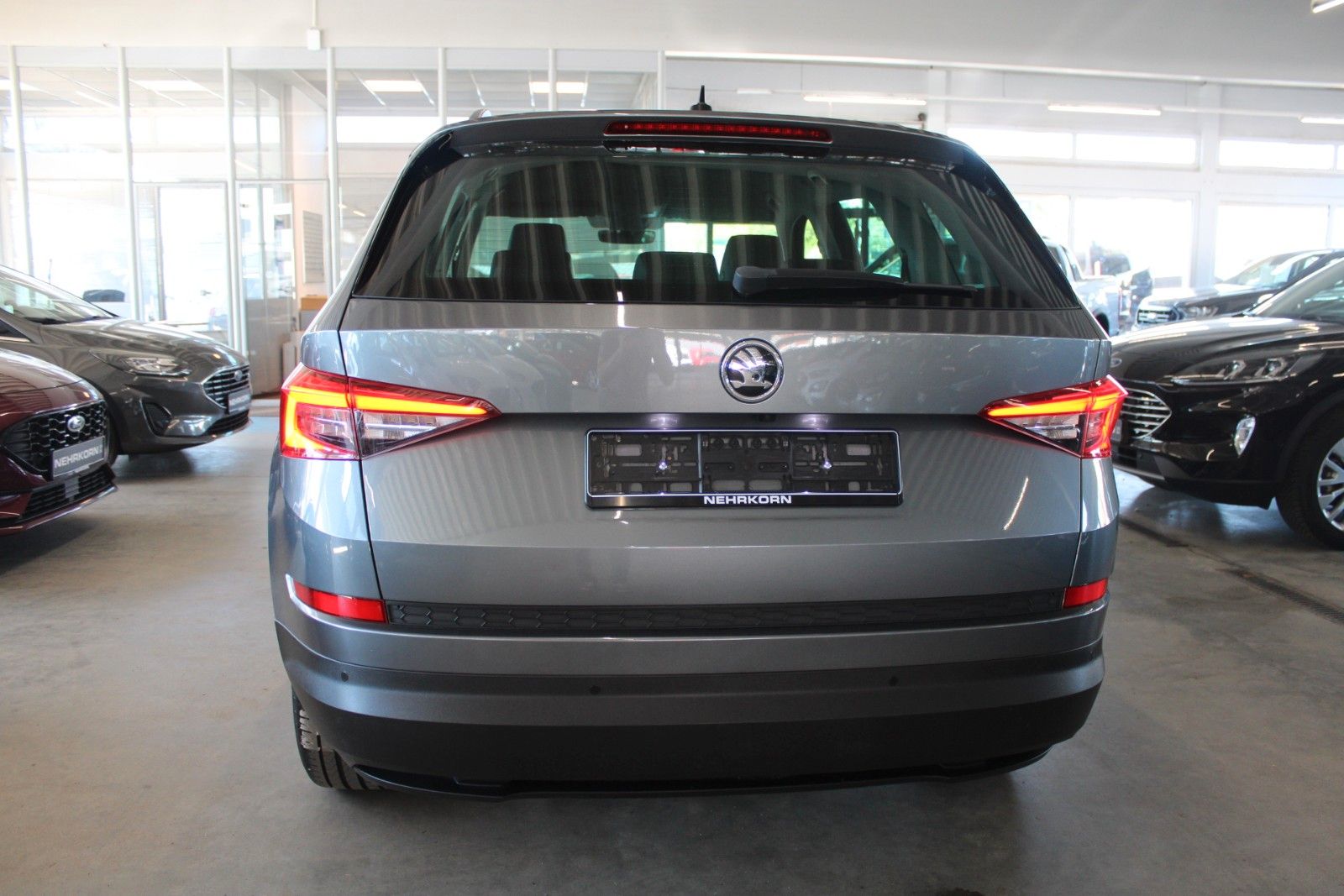 Fahrzeugabbildung SKODA Kodiaq DSG 4x4 SOLEIL LED AHK LEDER ACC STDHZ