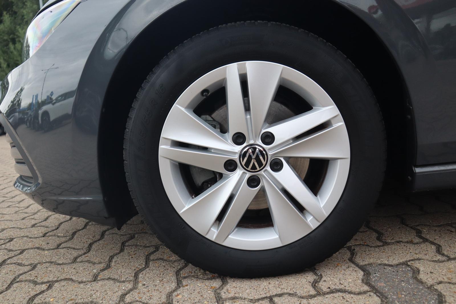 Volkswagen Golf VIII Variant 1.5 eTSI DSG Life LED Navi ACC, миниатюра 8