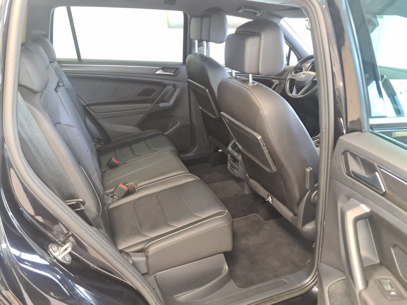 Fahrzeugabbildung SEAT Tarraco Xcellence 4Drive / LED / NAVI / GARANTIE