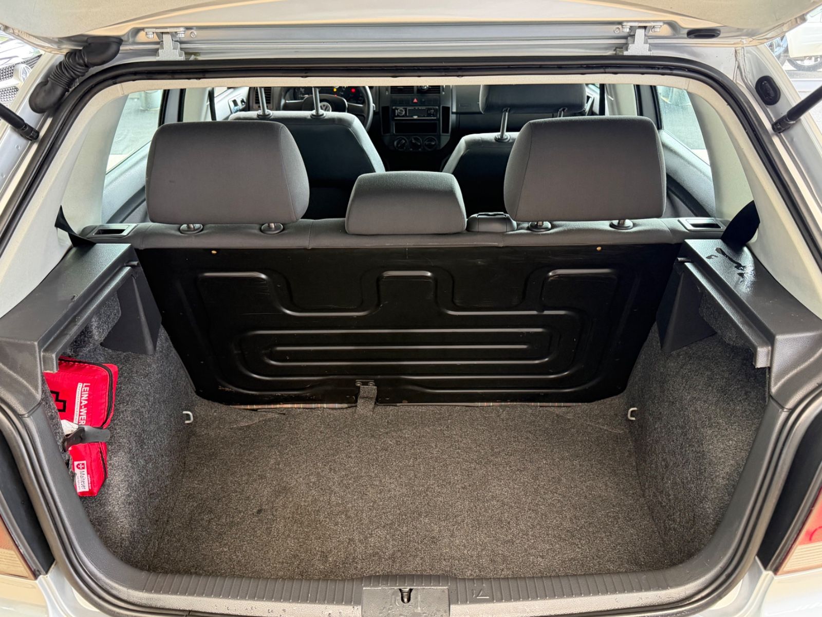 Fahrzeugabbildung Volkswagen Polo IV 1.4