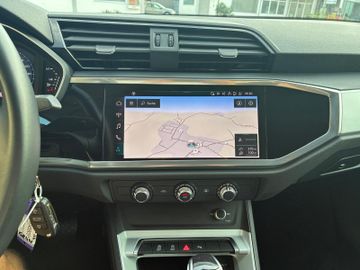 Audi Q3 - 11