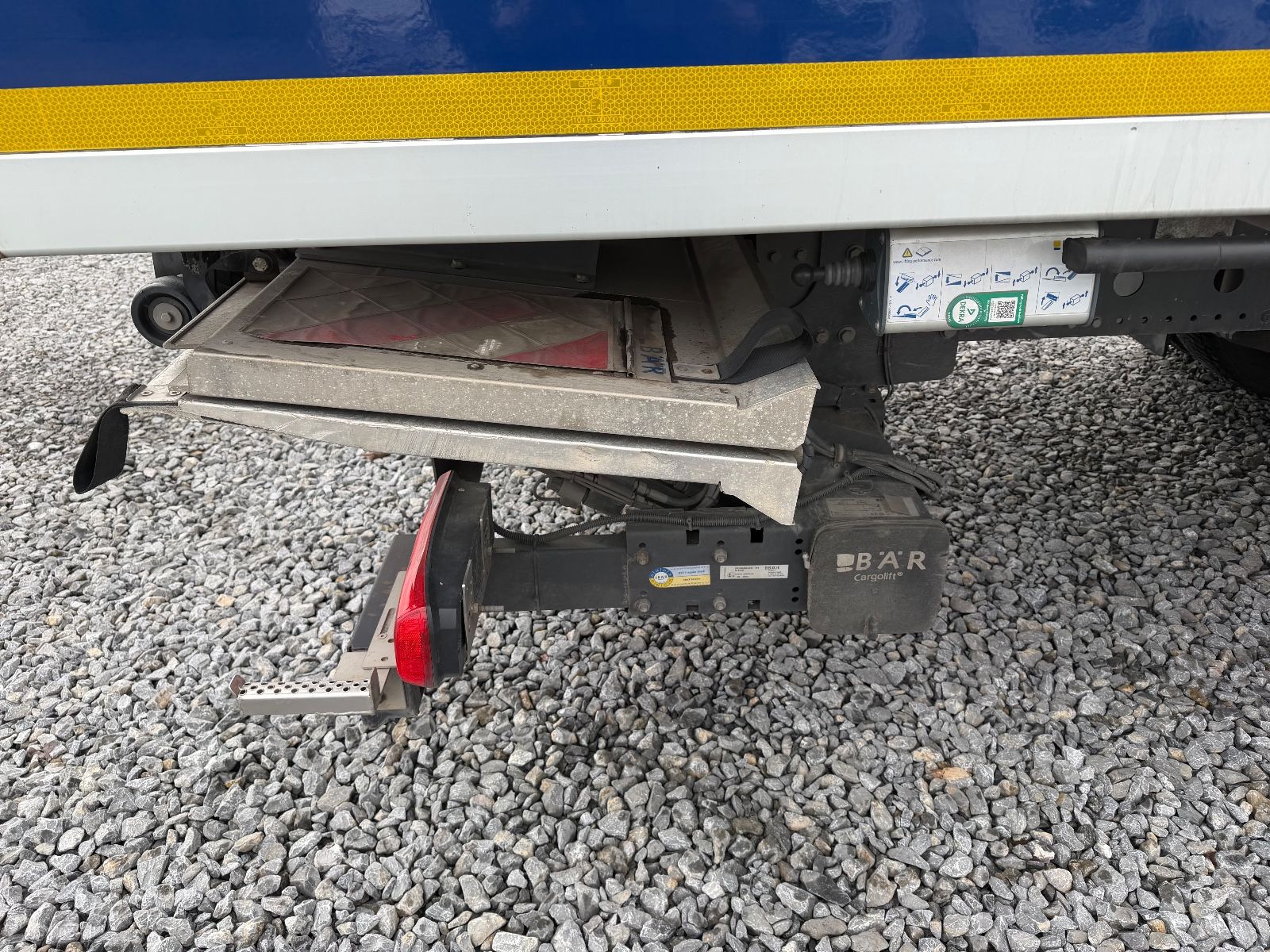 Fahrzeugabbildung Mercedes-Benz Atego 1524 Tiefkühler Thermo King LBW