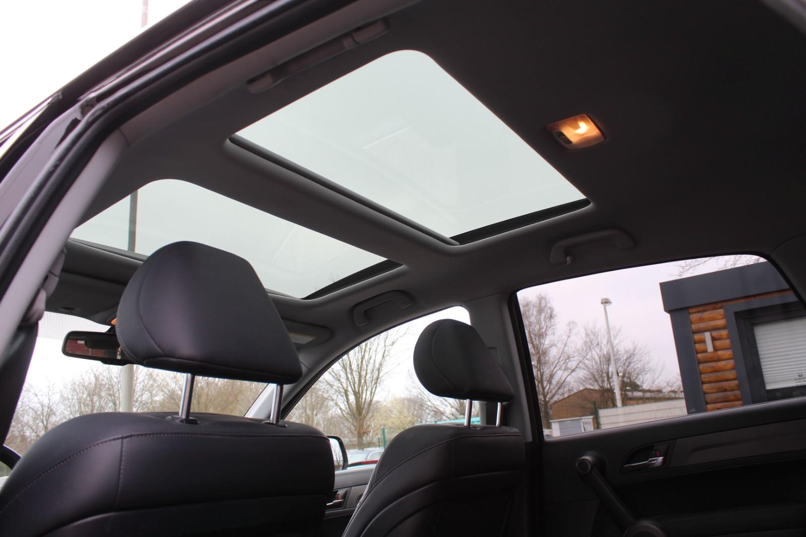 HONDA CR-V 2.2 i-DTEC 4WD 150ch - BVA - ATTELAGE - INTERIEUR CUIR - TOIT PANORAMIQUE - XÉNON