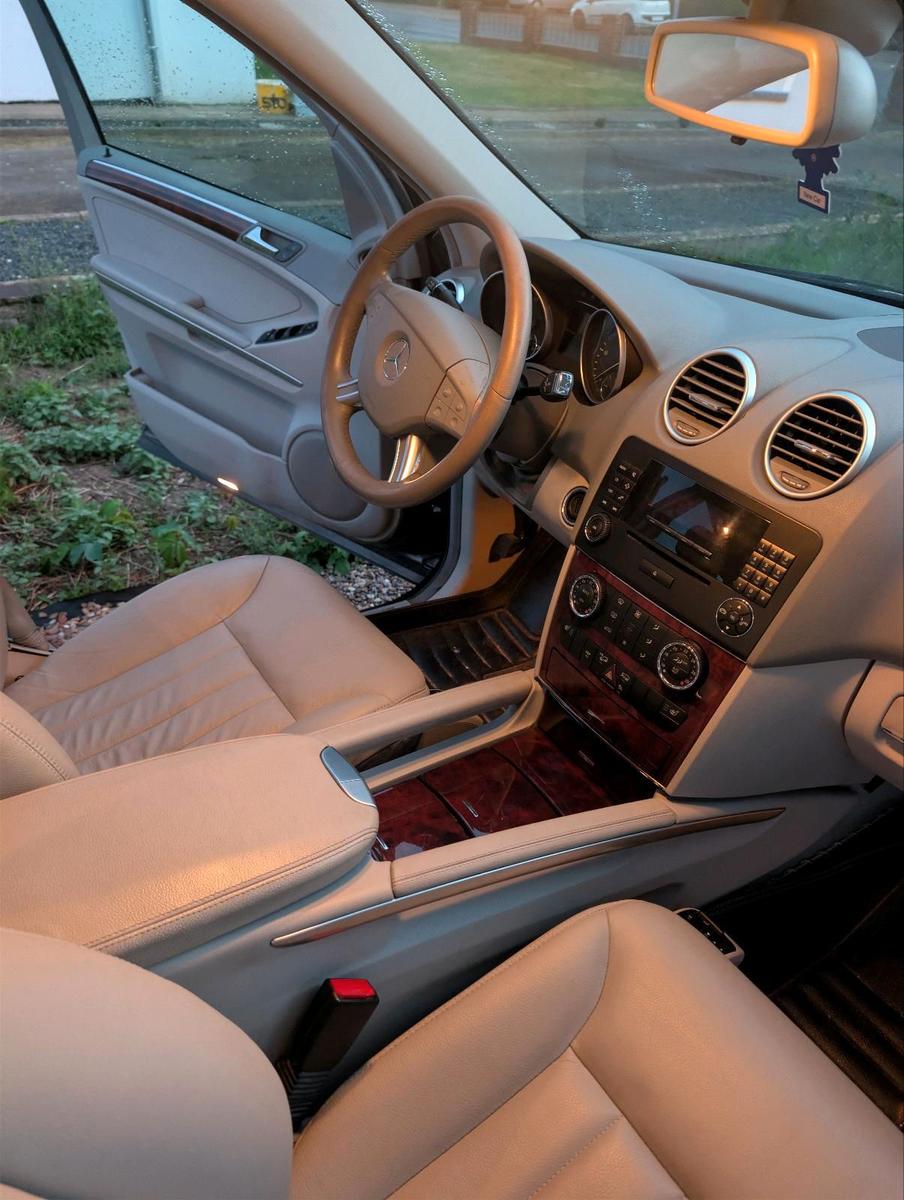Mercedes-Benz ML280 2005 — photo 10
