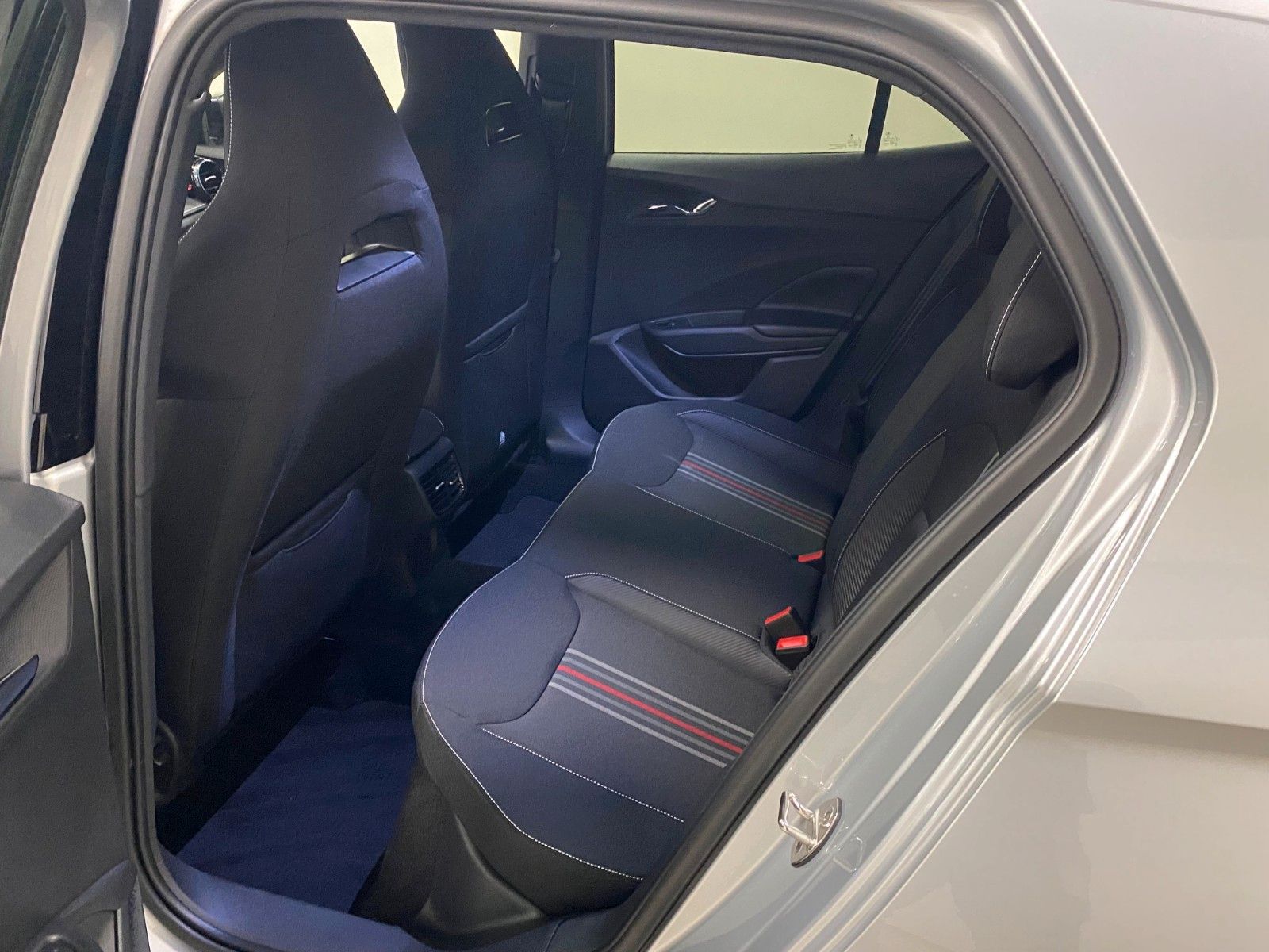Fahrzeugabbildung SKODA Fabia 1.0l TSI DSG Monte Carlo+2030 GARANTIE+ACC