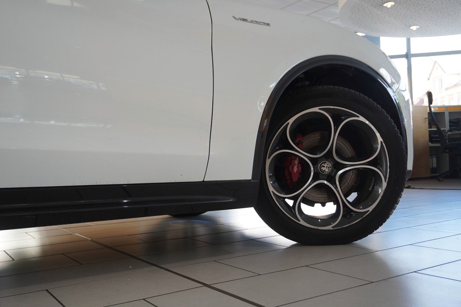 Fahrzeugabbildung Alfa Romeo Stelvio 2.2D VELOCE Q4 NAVI/LED/KAMERA/MATRIX/SH