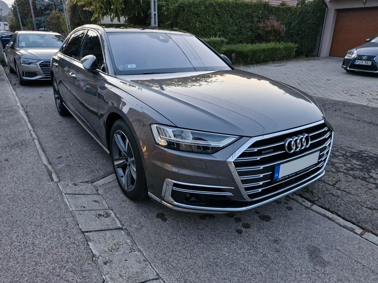 AUDI A8 L 55 TFSI quattro tiptronic - FULL Extra