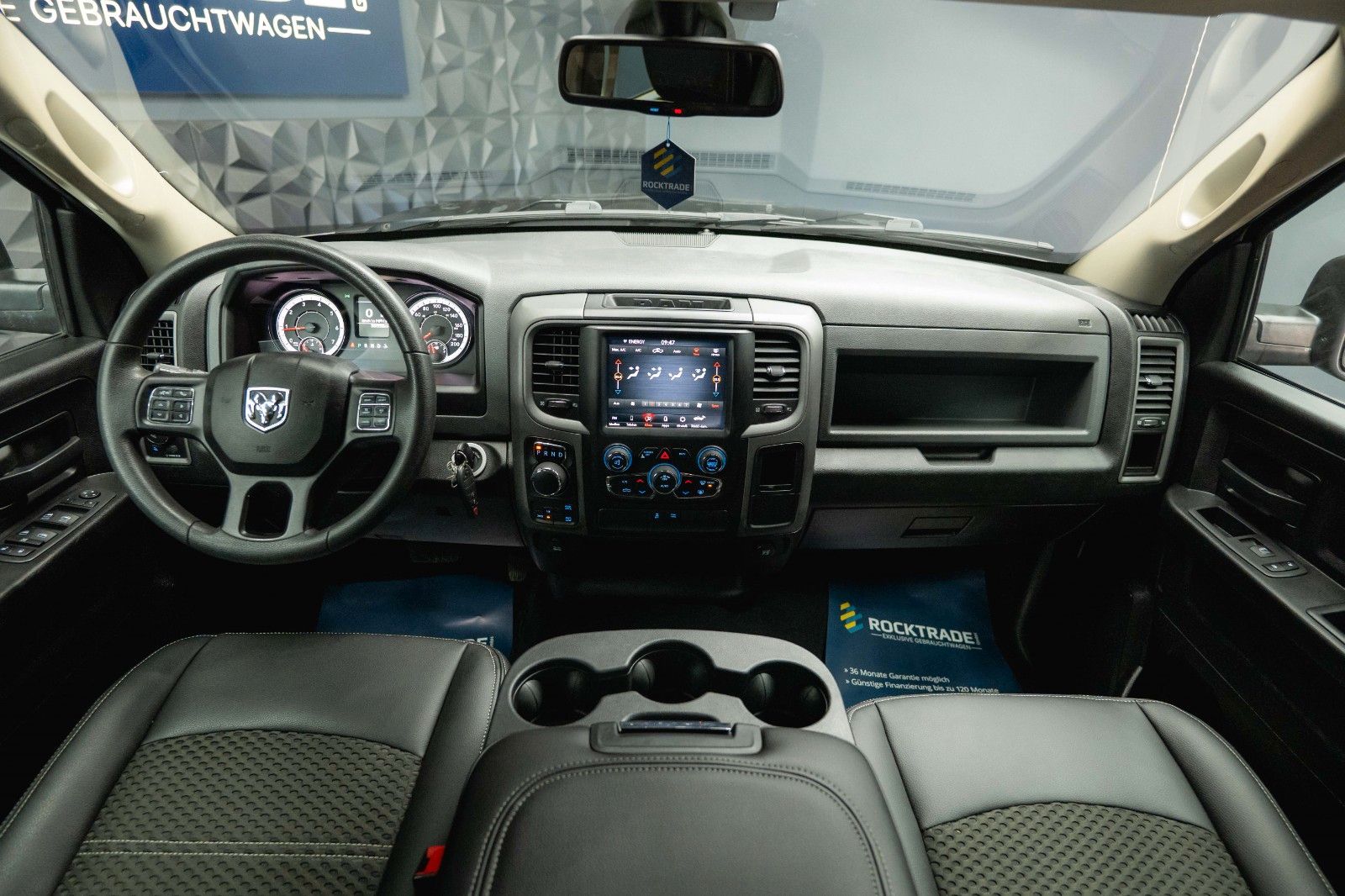 Fahrzeugabbildung Dodge RAM 5.7 V8 HEMI 4x4 OFFROAD Night-Paket *LED*AHK