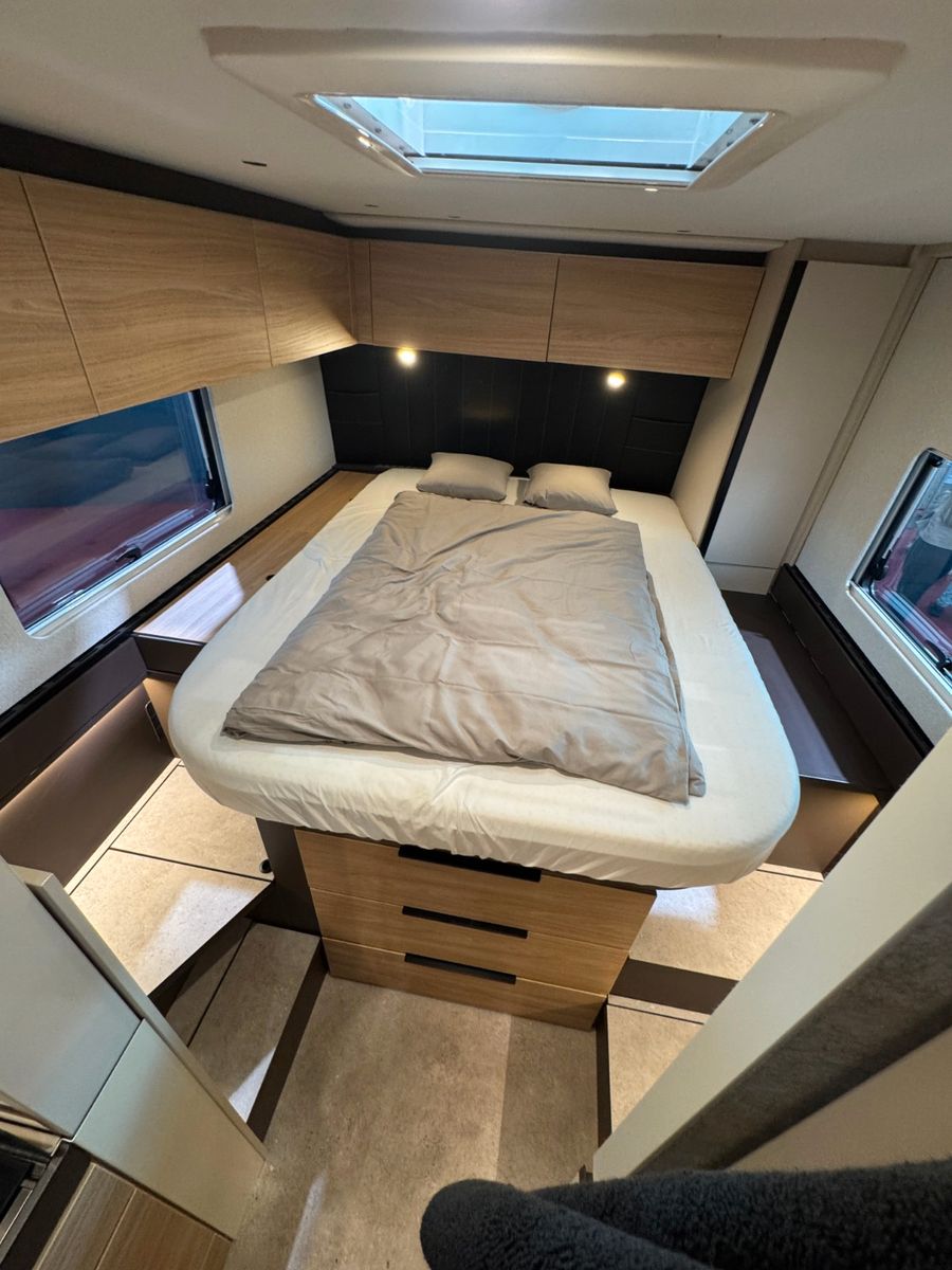 Fahrzeugabbildung Bürstner Signature SFT 7.5 NEUHEIT MODELL 2026!