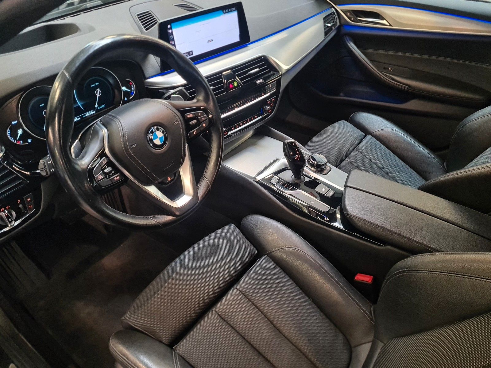 BMW Limousine 520d xDrive Sport Line Autom. Navi HUD foto 9