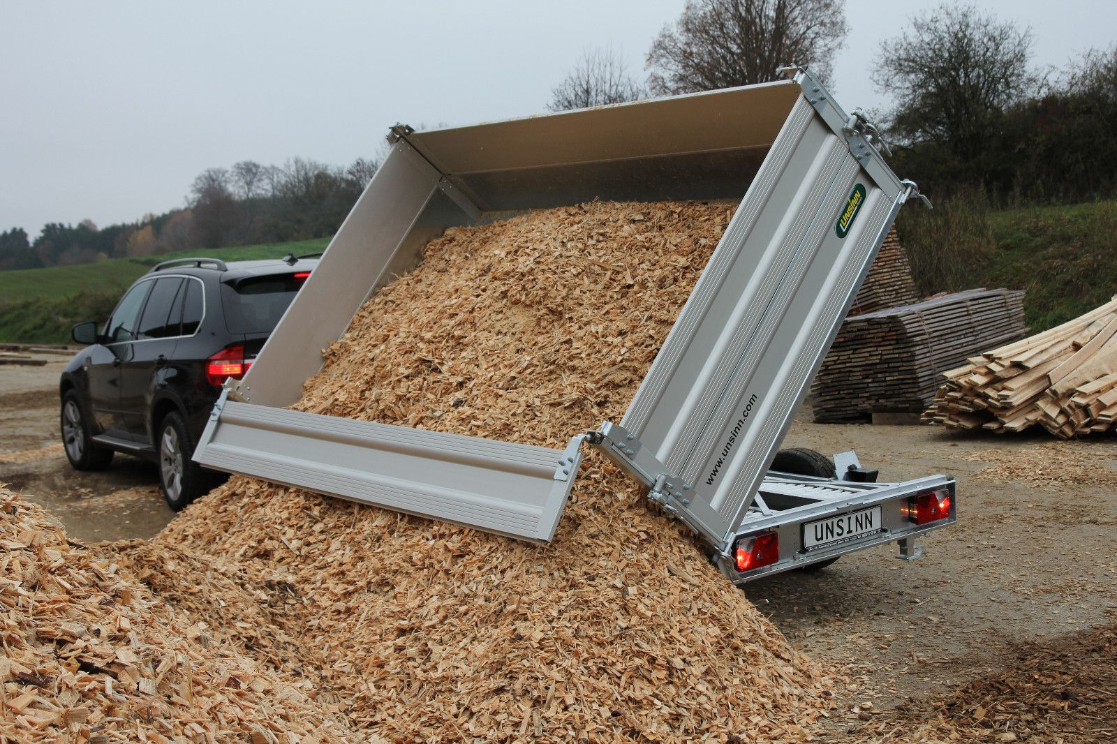 Fahrzeugabbildung Unsinn UDK Dreiseitenkipper 3500 kg