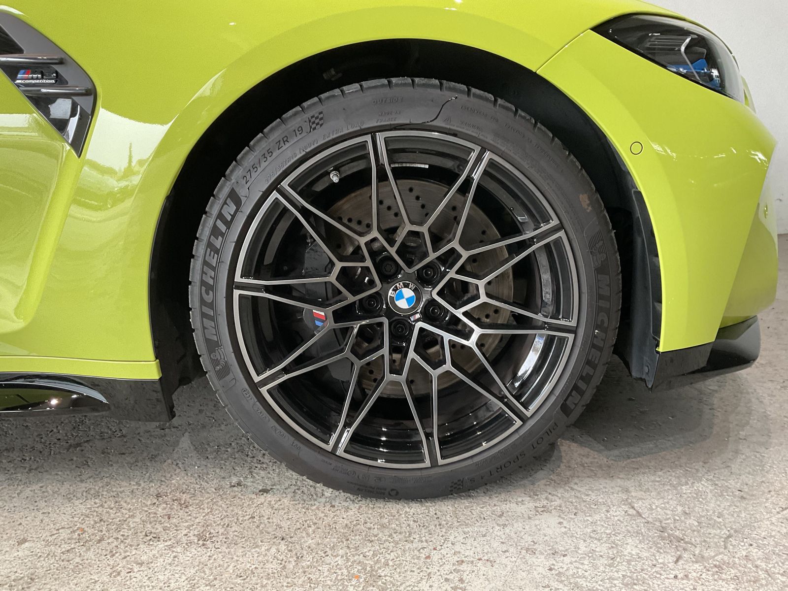 Fahrzeugabbildung BMW M3 Competition Laserlicht Sitzbelüftung Harman K