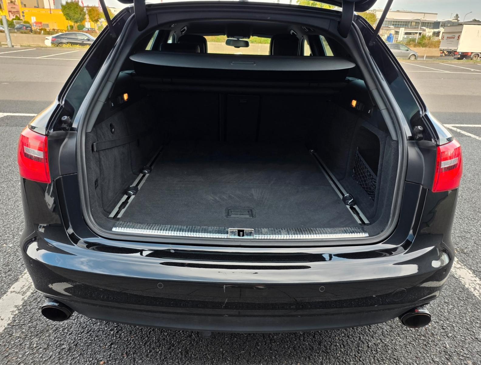 AUDI A6 AVANT 3.0 V6 BITDI QUATTRO 313ch - BOSE - ALCANTARA/CUIR - ATTELAGE - GPS - SUSPENSION ADAPTATIVE