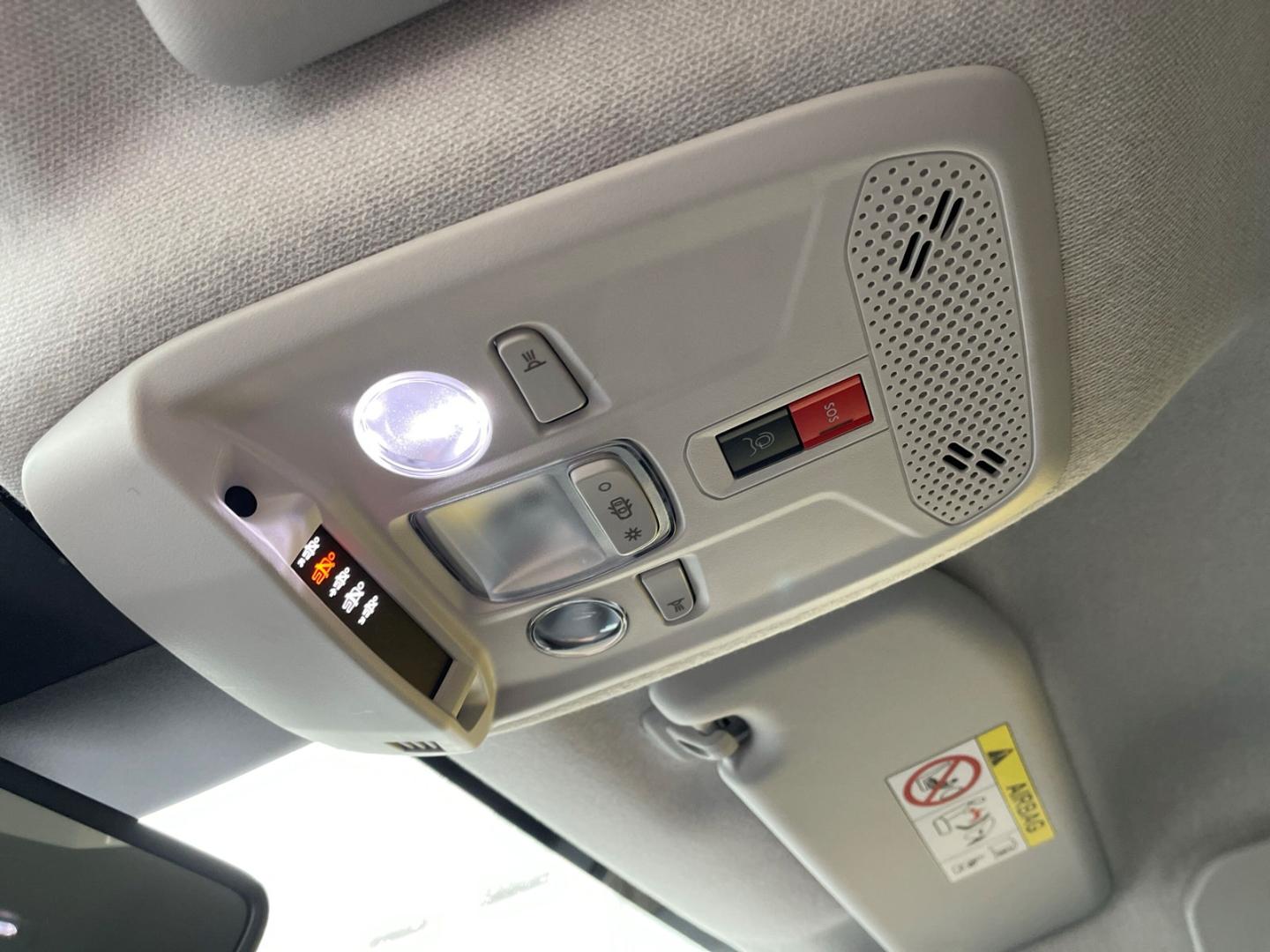 Citroën e-C4 Shine Totwinkelassistent ACC Navi Apple Car