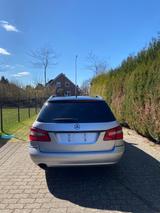Mercedes-Benz E 200 CGI T BlueEFFICIENCY AVANTGARDE AVANTGARDE - aus 2010: Kombi