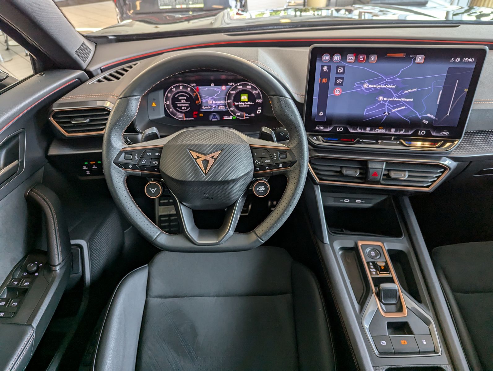 CUPRA Formentor 1.5 eTSI Dynamic / Edge-Paket ACC 18" - Image 18