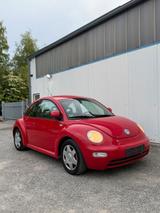 Volkswagen New Beetle schönes Auto mit Neu... - gebrauchte VW New Beetle aus dem Jahr 1998