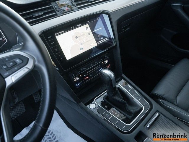 Passat Variant Elegance TDI DSG 4M. Leder AHK