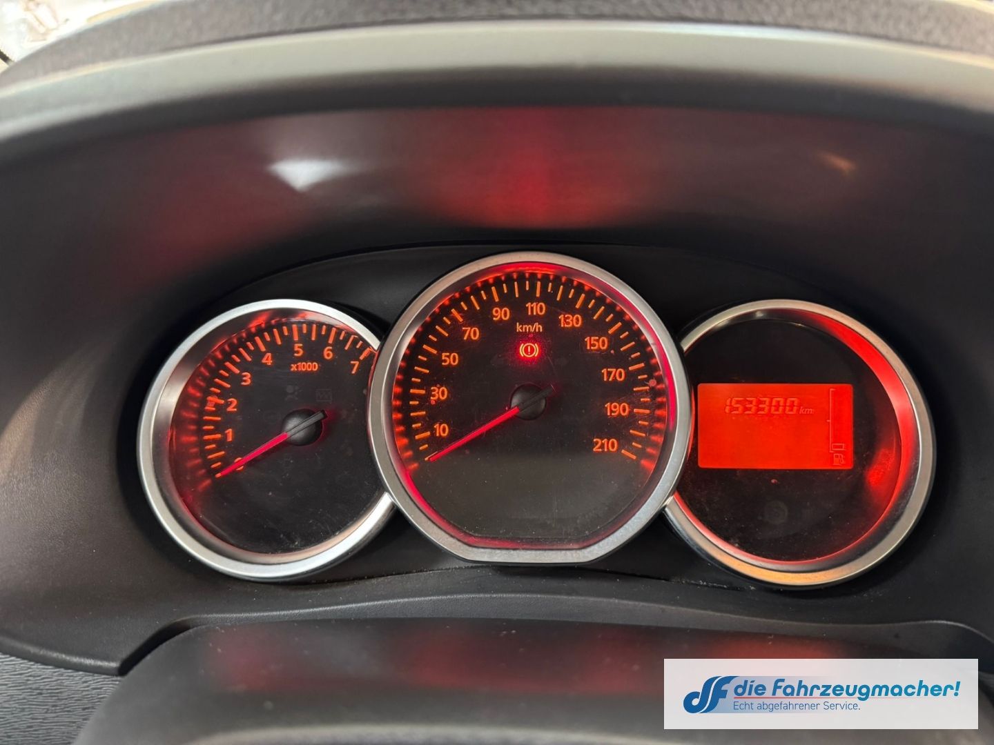 Fahrzeugabbildung Dacia Dokker Stepway Plus Navi Fahrerprofil DAB SHZ Rü