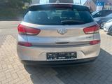 Hyundai i30 Select - Hyundai Gebrauchtwagen in Saarbrücken