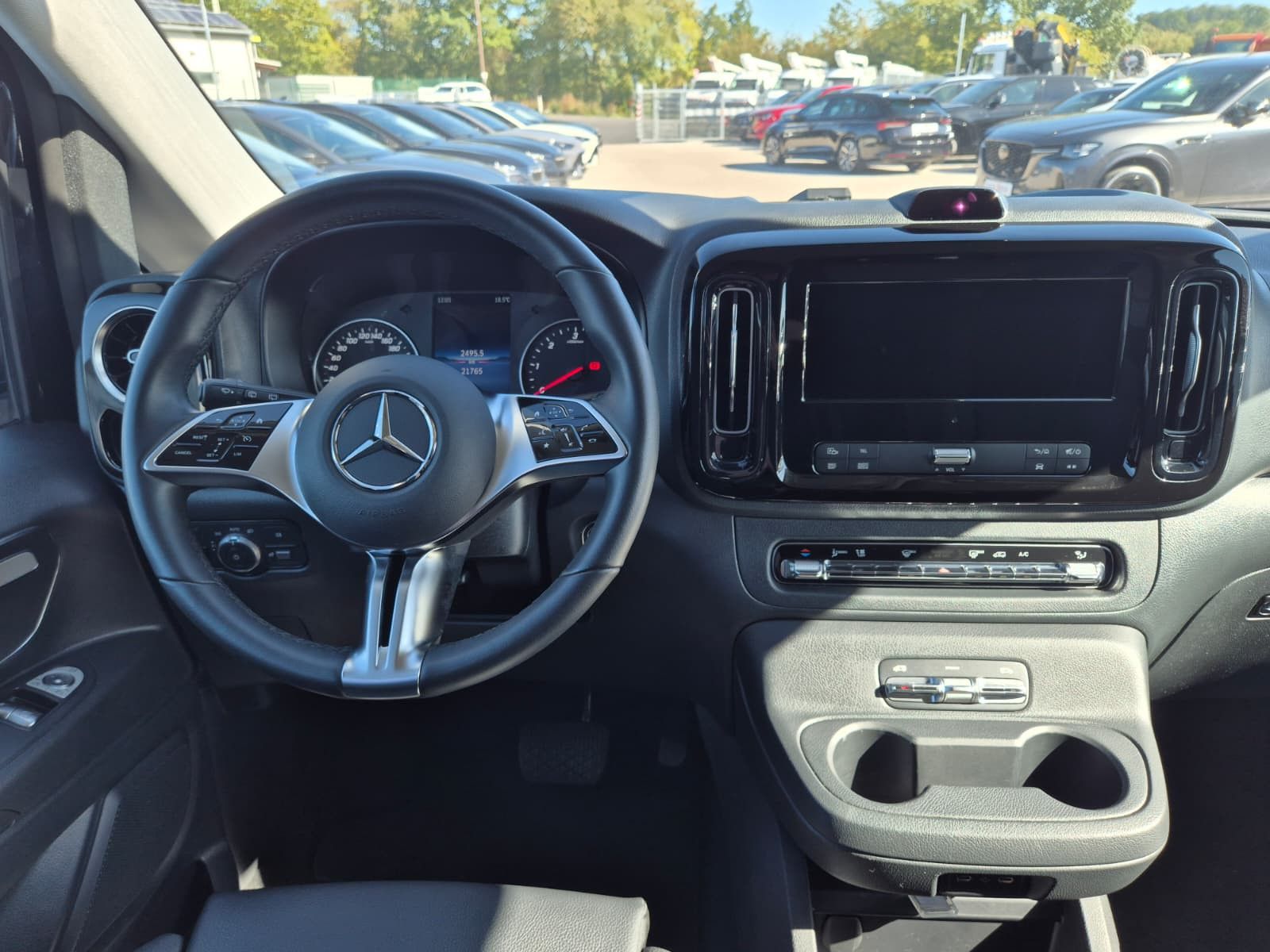 Fahrzeugabbildung Mercedes-Benz Vito 119 Tourer lang SELECT extralang LEDER*AHK