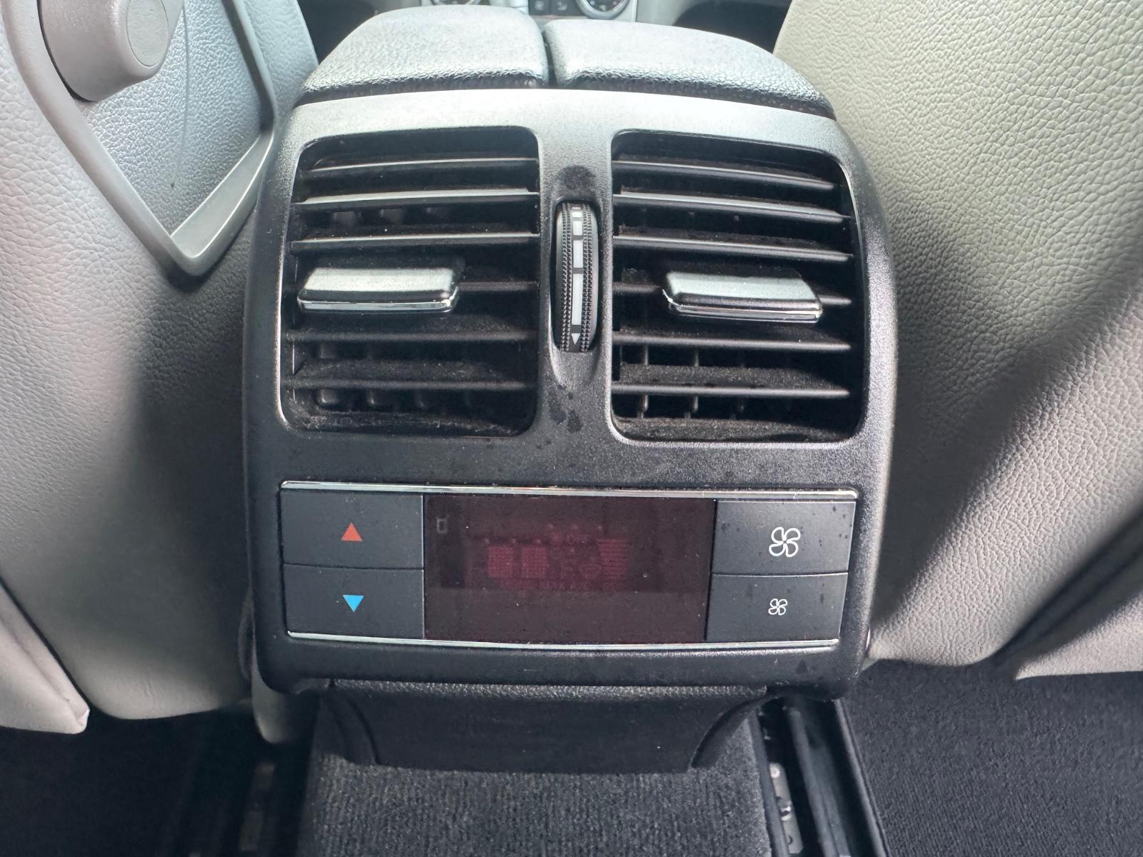 Mercedes-Benz C 280 Avantgarde/AMG Sytling/HK Sound/Top