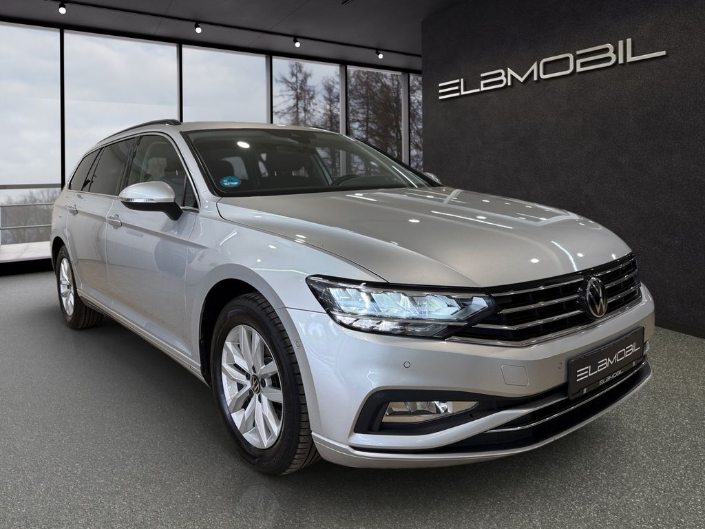 VW Passat Variant - Bild 1