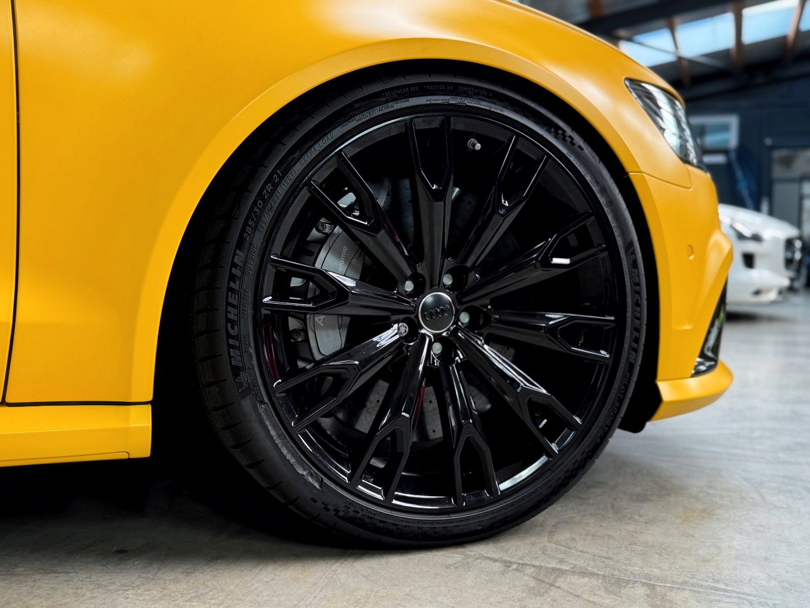Fahrzeugabbildung Audi RS6 RS 6 Avant 4.0 TFSI quattro