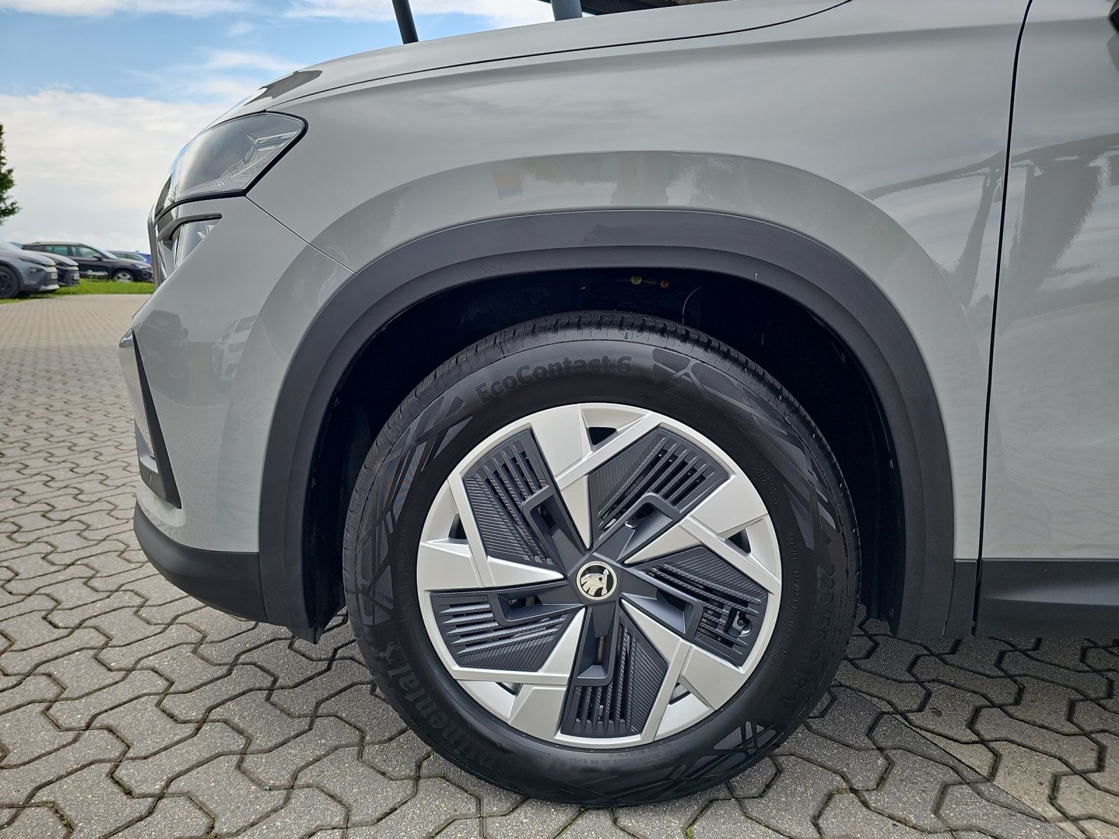 Fahrzeugabbildung SKODA Kodiaq TDI  4x4 Selection DSG ACC AHZ KAMERA