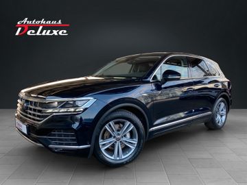 Volkswagen Touareg - 1