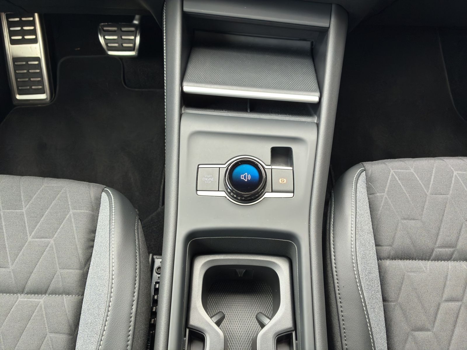 Tiguan 1.5 eTSI "ENERGY" *AHK*NAVI*LED*