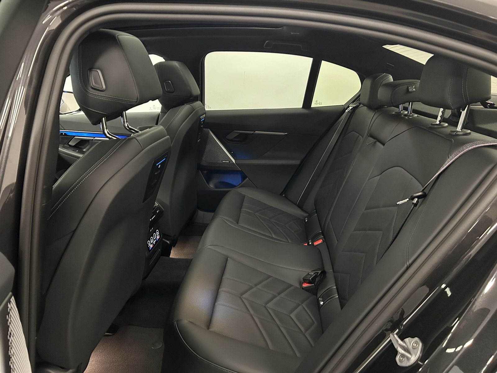 BMW i5 - Bild 15
