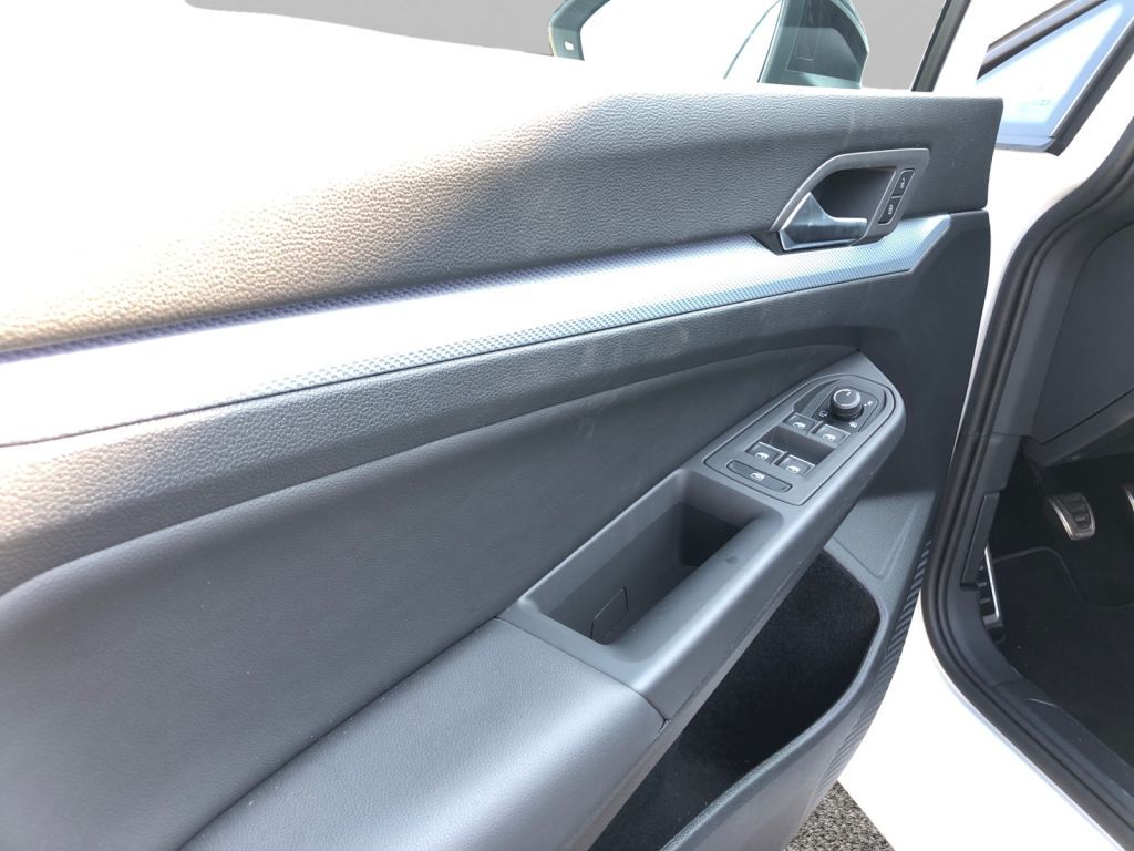 Fahrzeugabbildung Volkswagen Golf 1.5 TSI OPF Goal