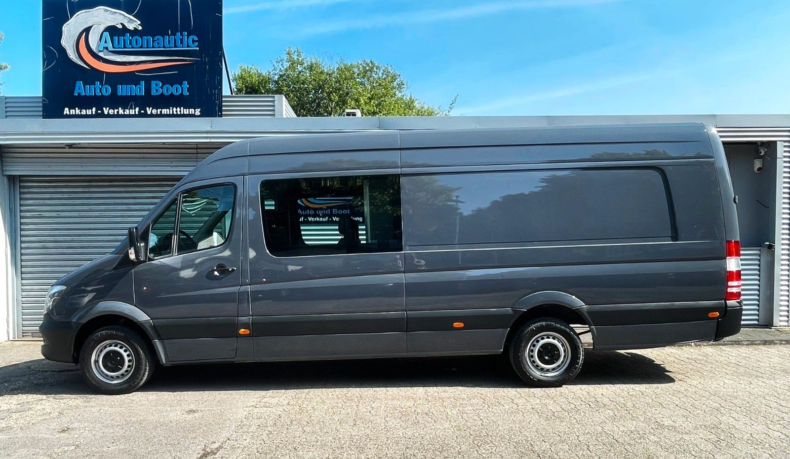 Fahrzeugabbildung Mercedes-Benz SPRINTER DOKA MAXI AUTOMATIK KLIMA  NAVI LUFTFED