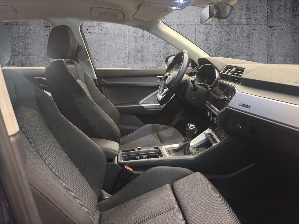 Audi Q3 45 TFSI e S tronic LED+Navi+Phone Box+Kamera foto 9