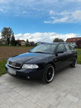 Audi A4 B5 Avant - Audi A4 aus 2000: Kombi