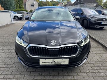 Skoda Octavia - 1